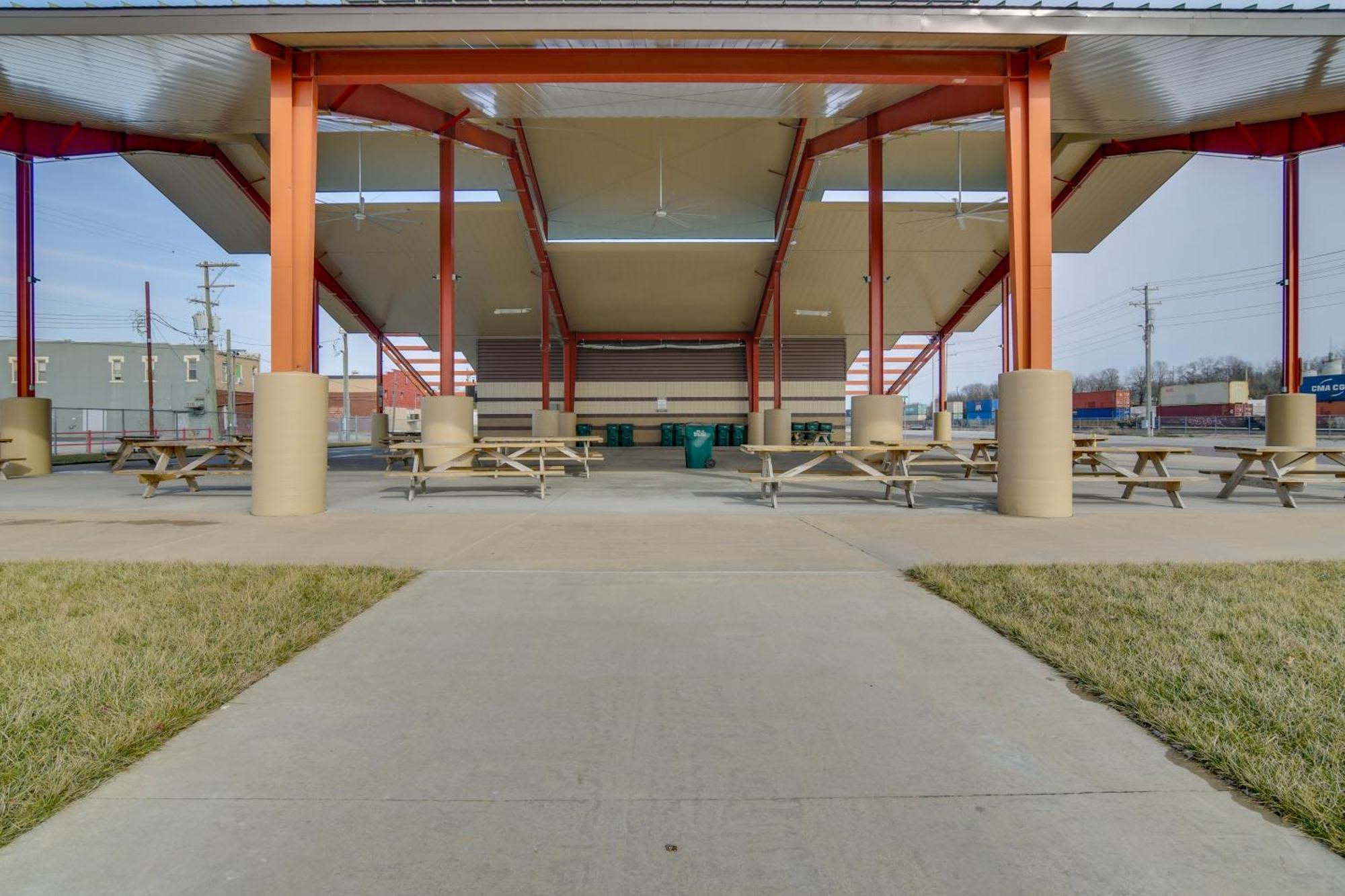 Dtwn Loft In The Heart Of Monett Pets Welcome! 외부 사진